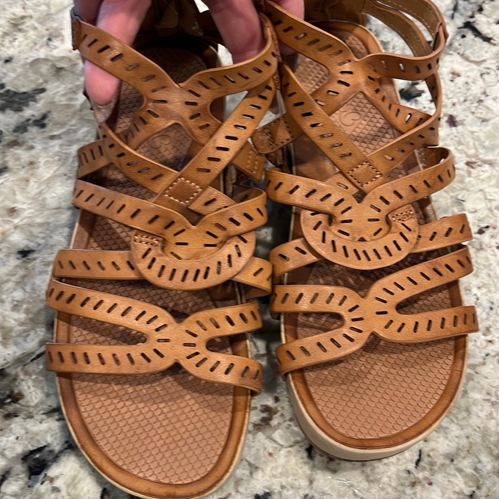 Bare traps Rebound Lorra Gladiator Sandals 7M leather brown women’s spring shoe